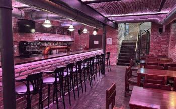 EFI Hostinec - Stará Tkalcovna Bar